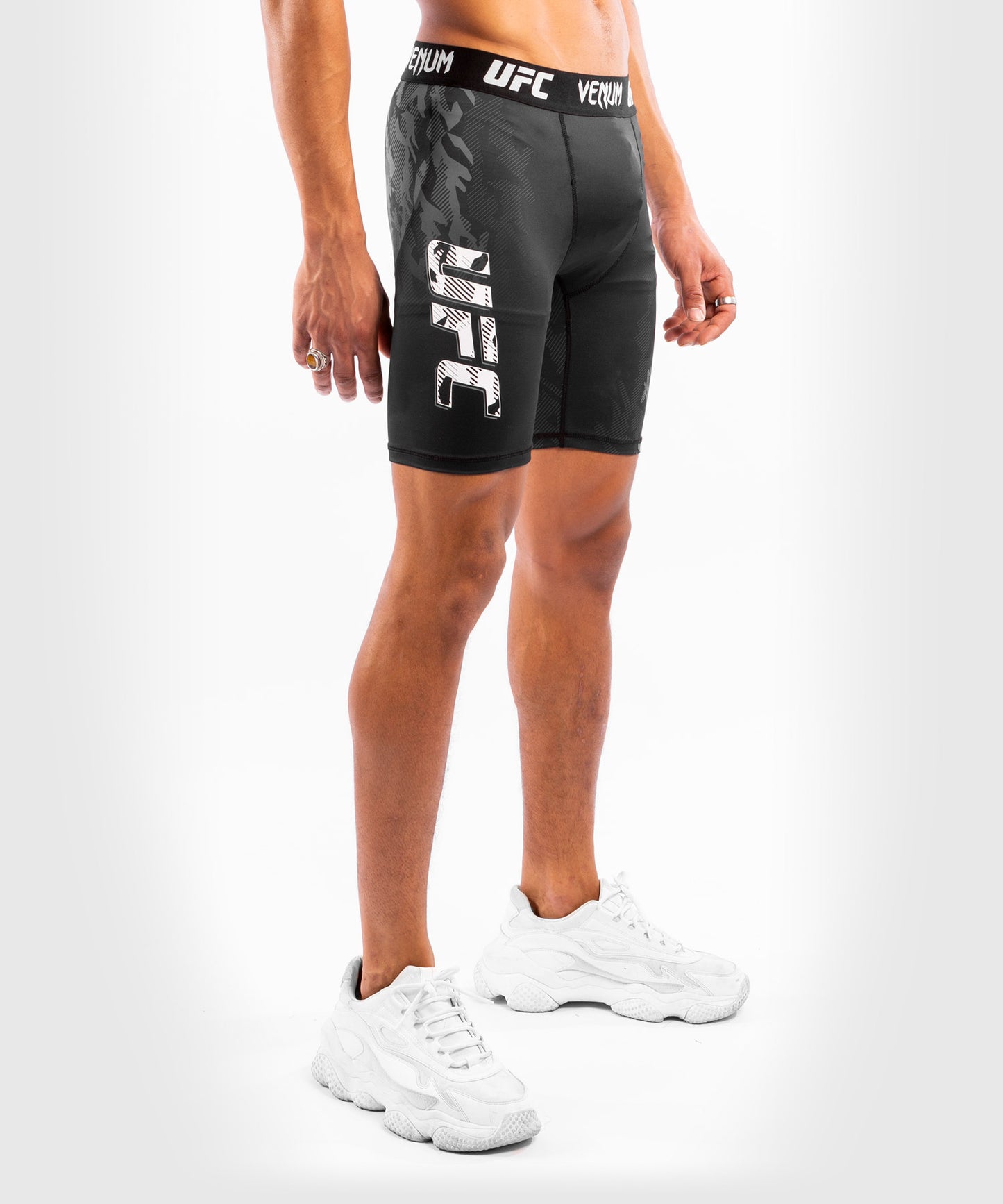 Short de compression pour Hommes UFC Venum Authentic Fight Week - Noir
