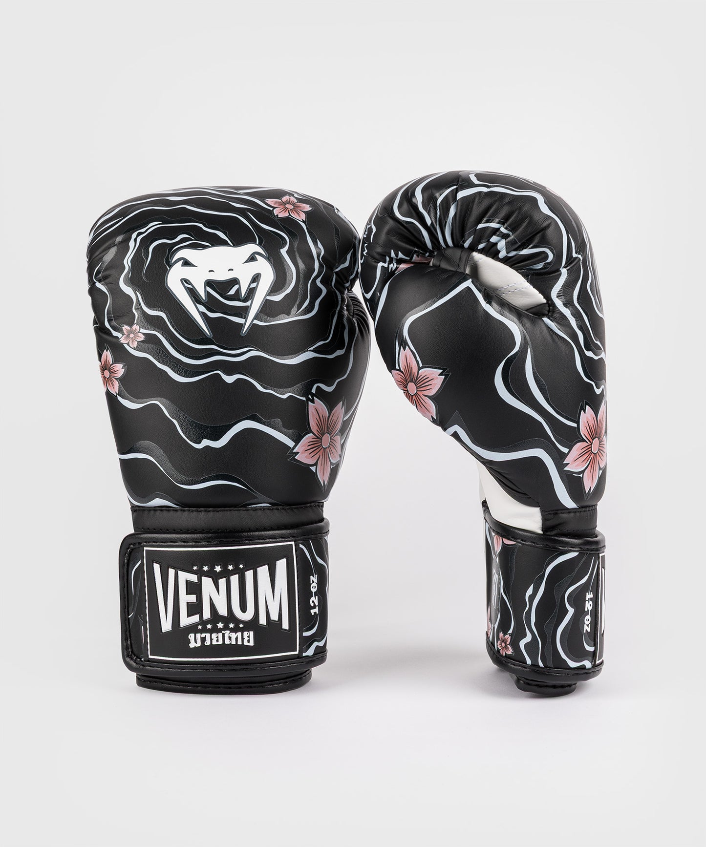 Gants de Boxe Venum x Tawanchay – Noir/Blanc