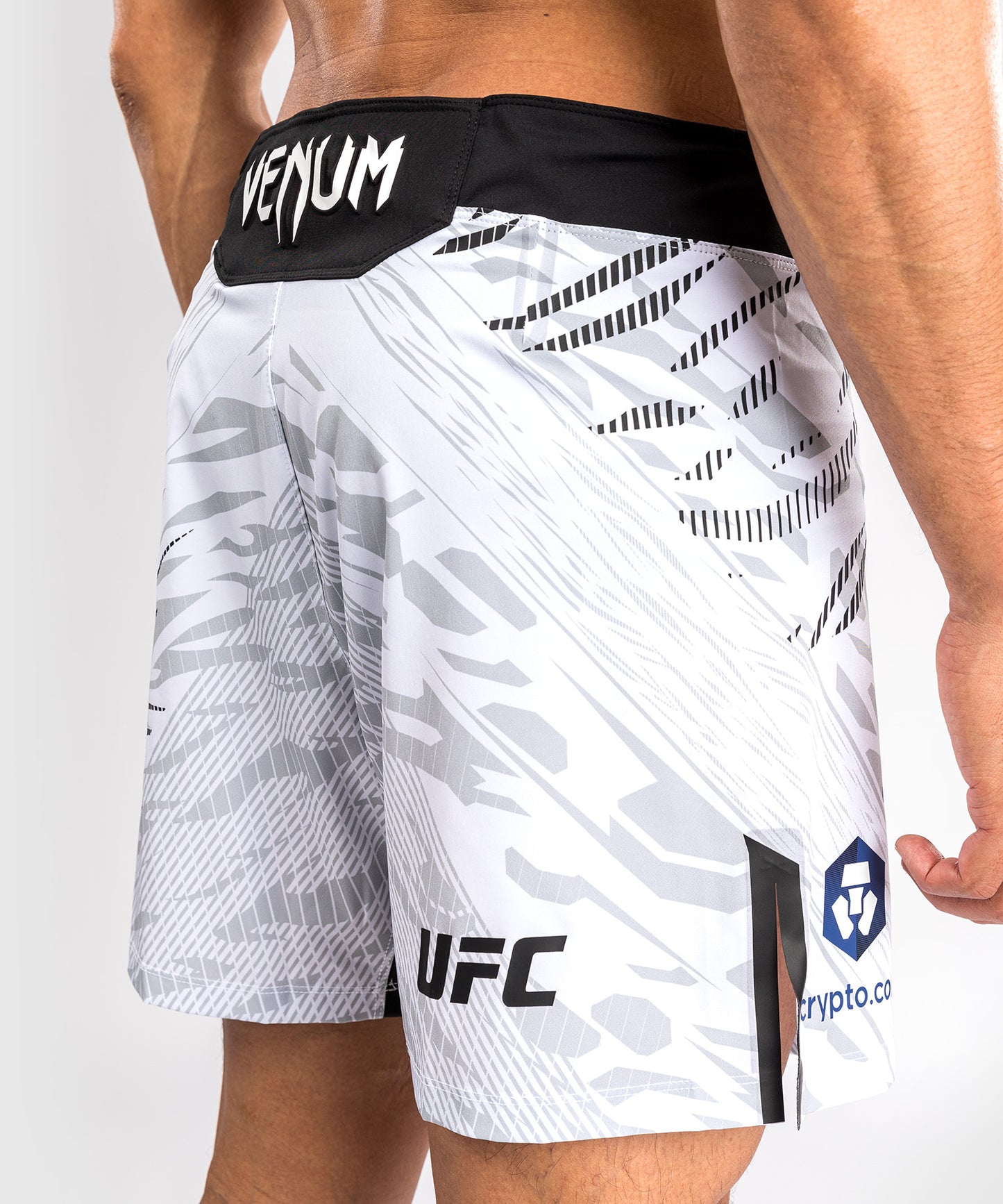 Shorts de Combat pour Hommes UFC Fusion by Venum Authentic Fight Night - Coupe Courte - Blanc