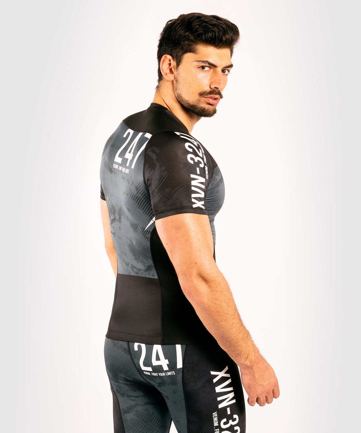 Venum Sky247 Rashguard - Short Sleeves