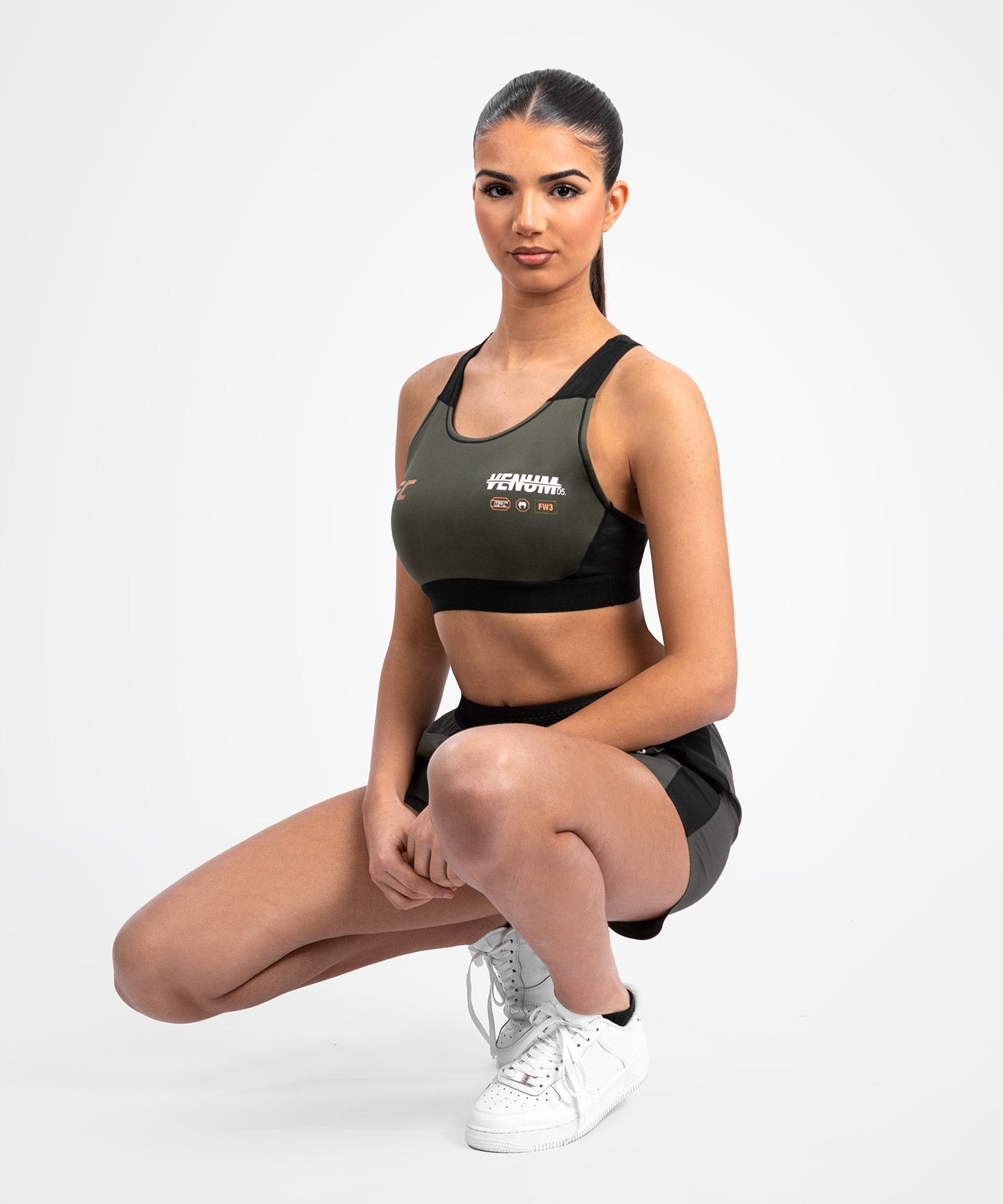 Brassière de sport pour Femmes UFC Adrenaline by Venum Fight Week - Khaki/Bronze