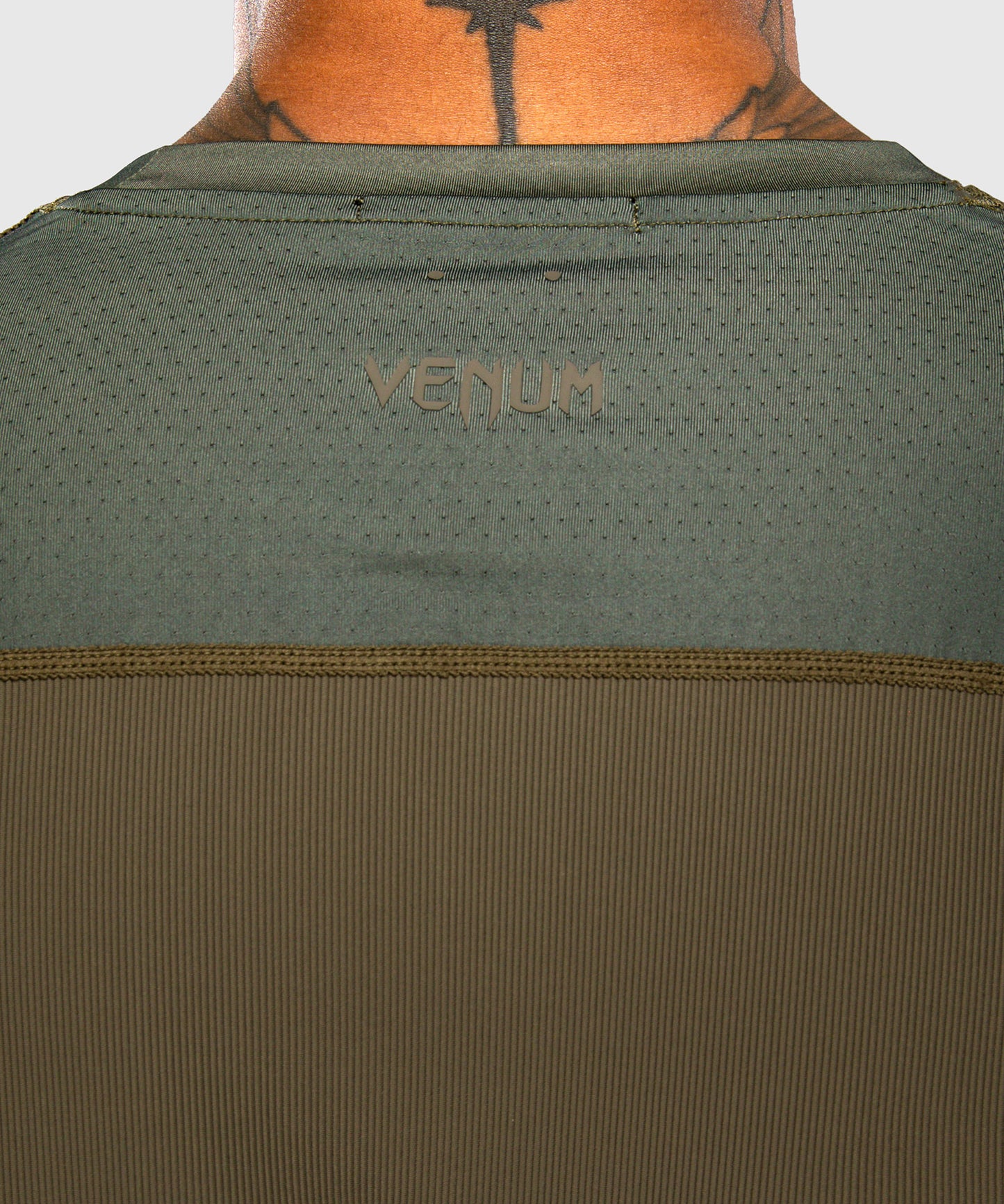 Venum Stealth Dry-Tech-T-Shirt – Khaki/Dunkelgrün