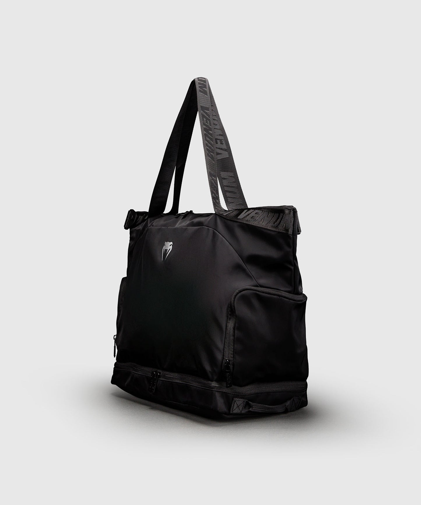 Venum Essential Sports Bags - Black