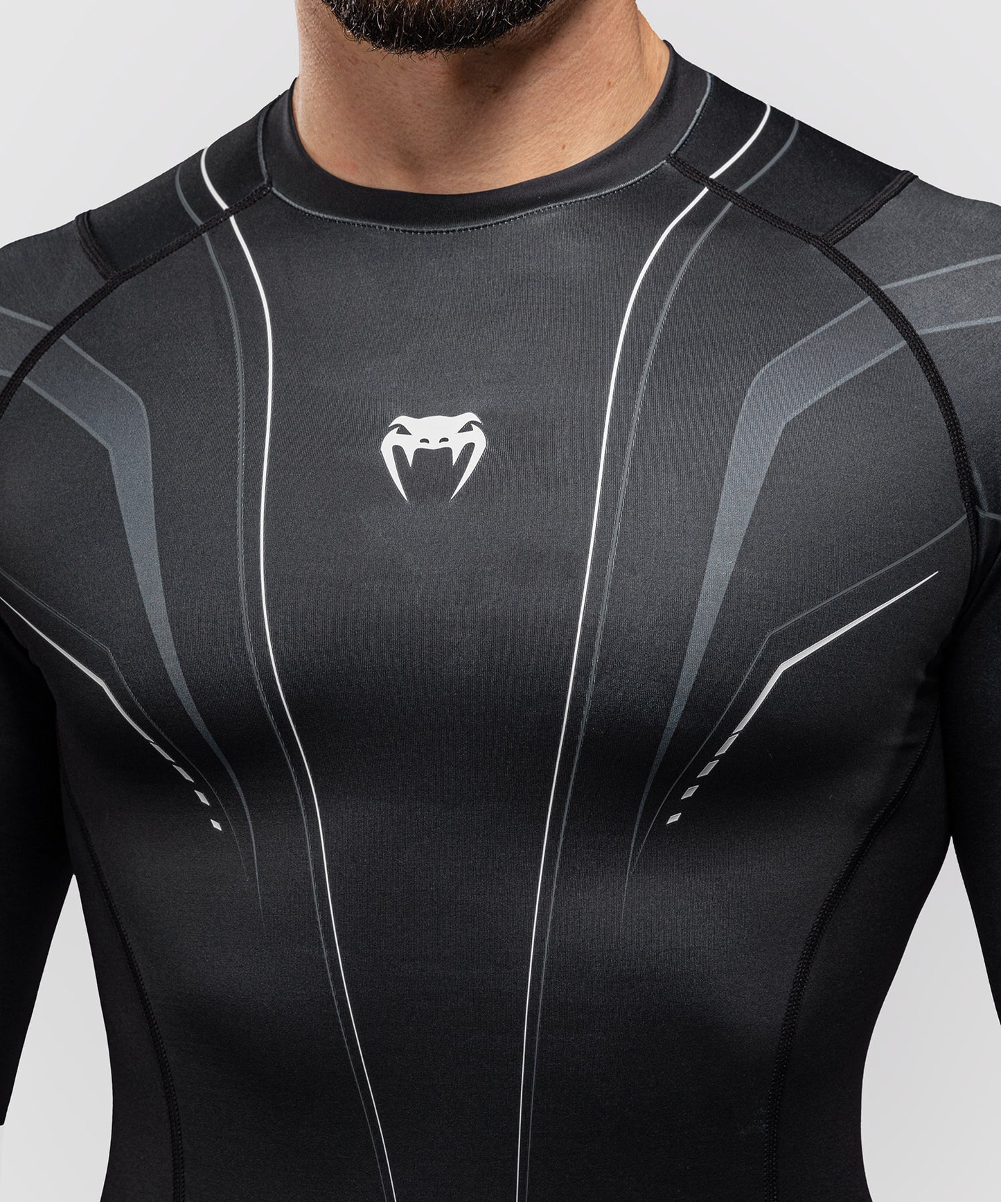 Venum Streamline Long Sleeve Rashguard - Black/White
