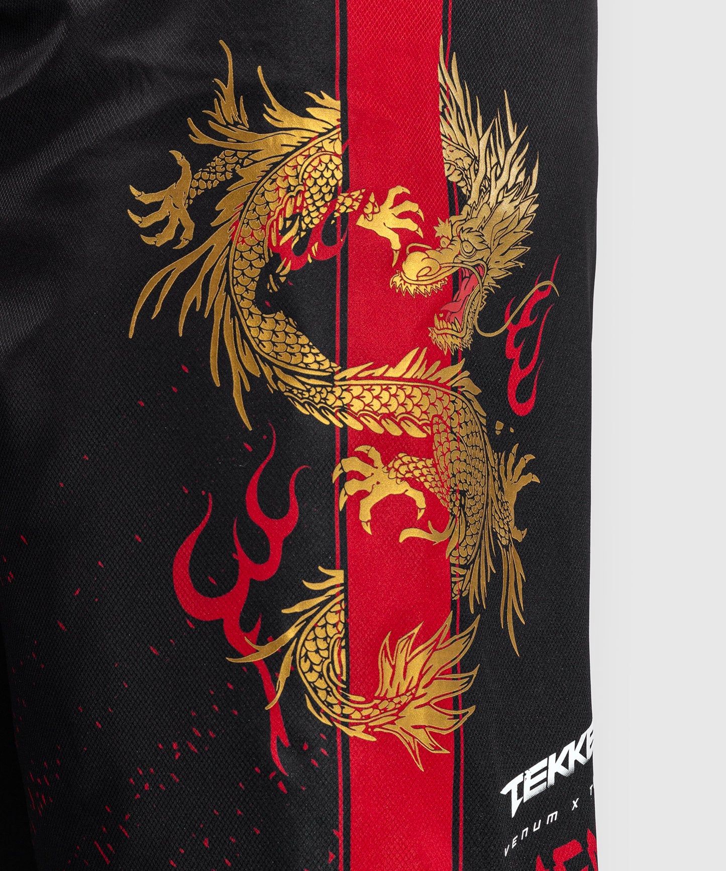 Short de combat Venum x TEKKEN 8 - Marshall Law - Noir/Rouge/Or