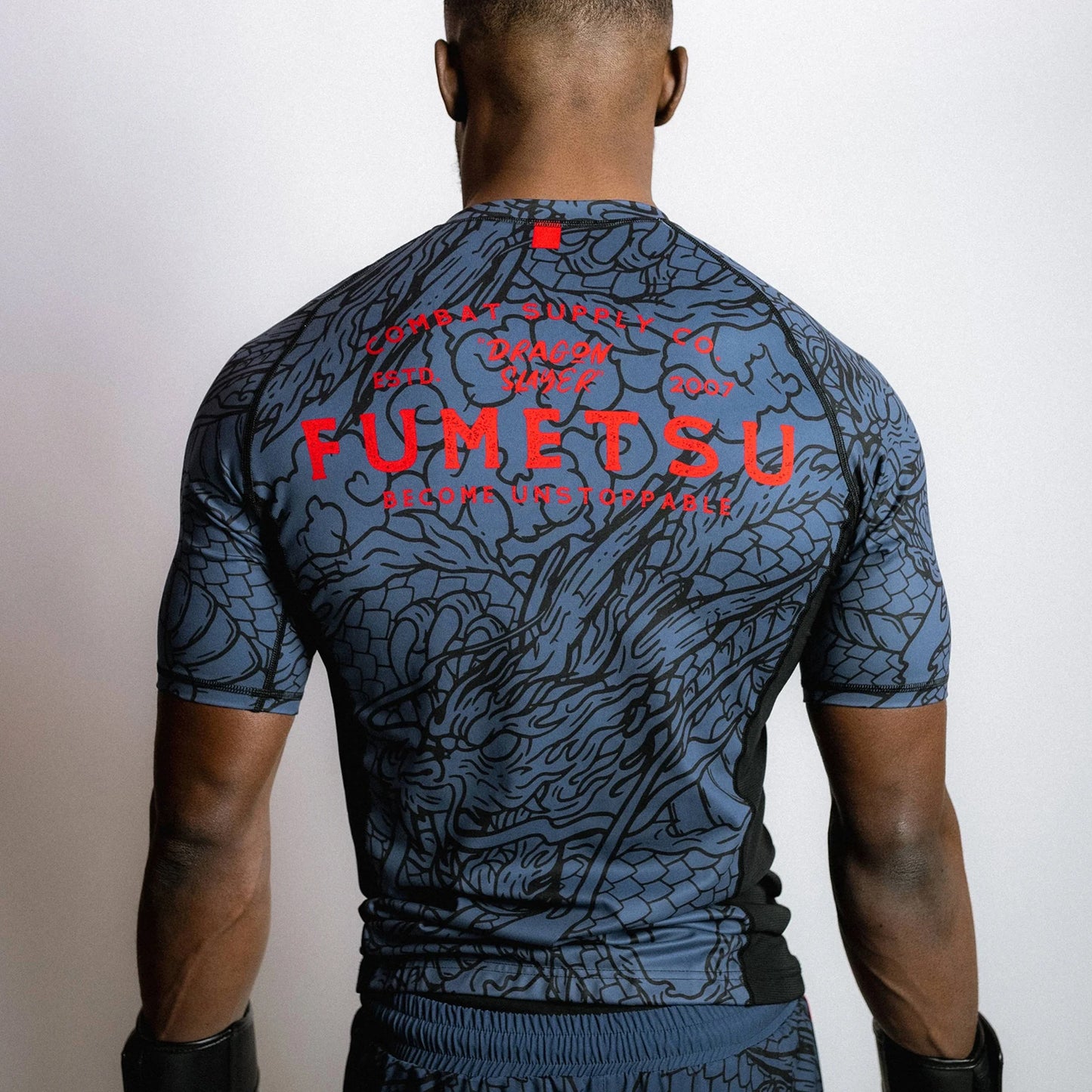 Fumetsu Dragon Slayer Short Sleeve Rashguard - Blue/Red