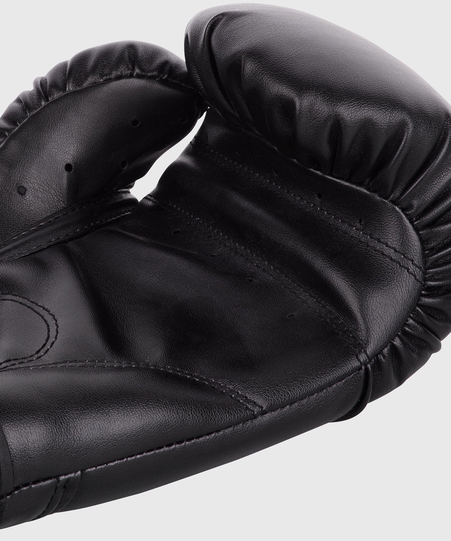Gants de boxe Venum Contender - Noir/Violet