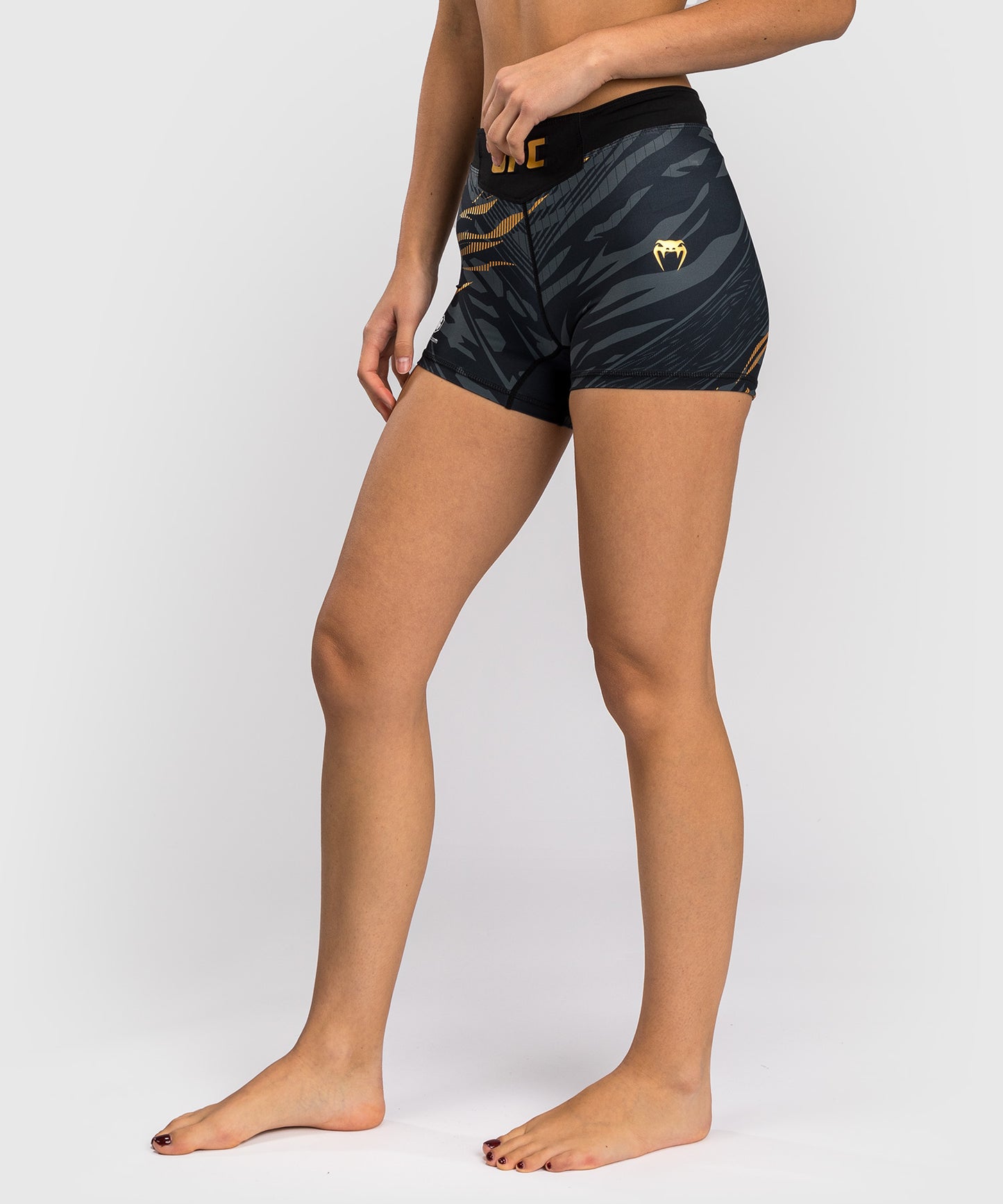 Shorts Vale Tudo pour Femmes UFC Fusion by Venum Authentic Fight Night - Coupe Courte - Champion