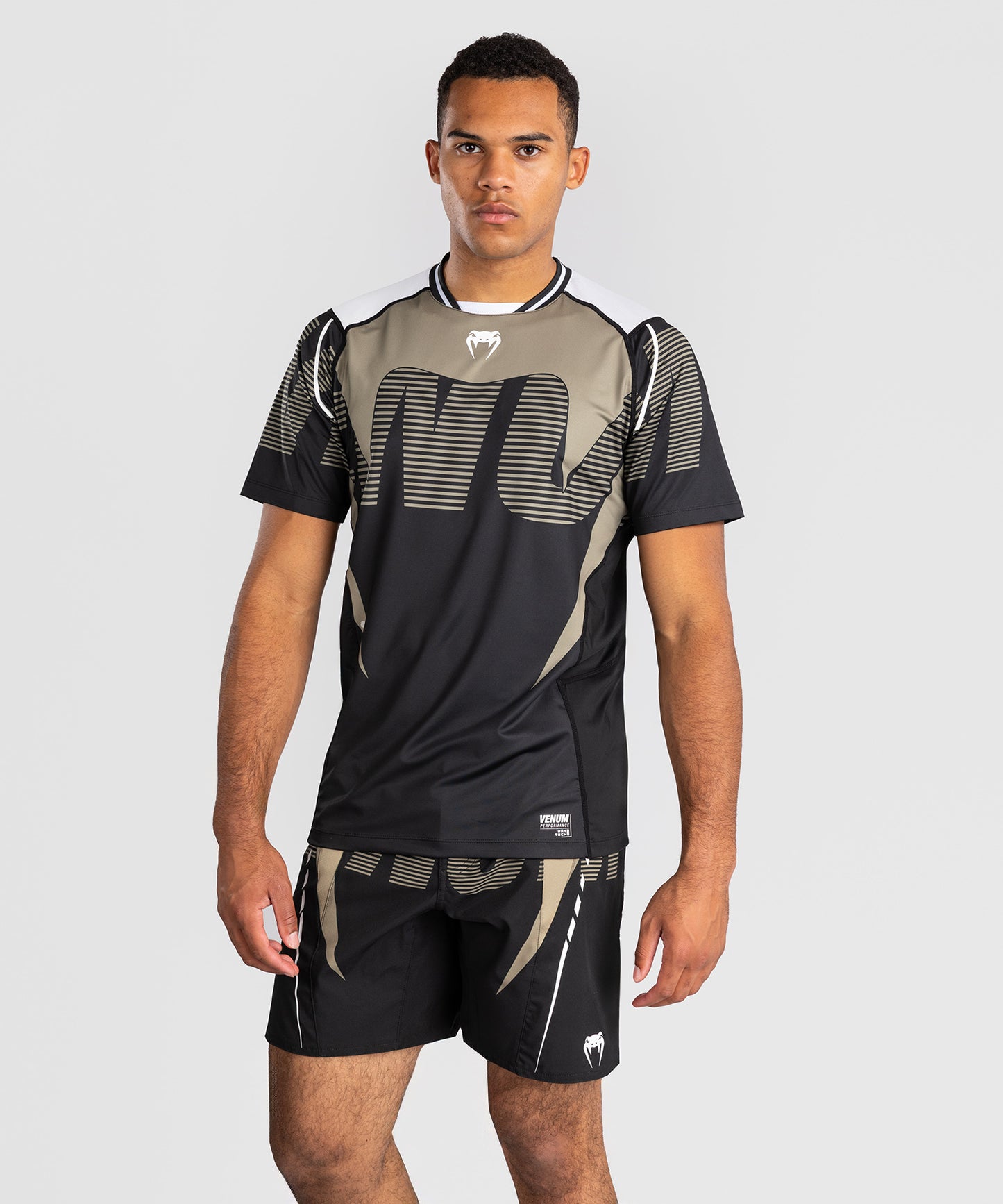 Venum Adrenaline Dry Tech T-Shirt – Nero/Sabbia