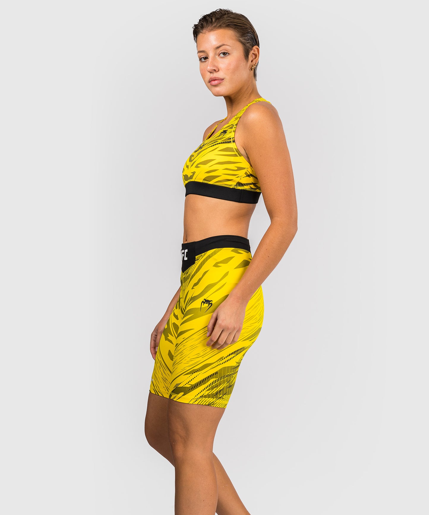 UFC Fusion by Venum Authentic Fight Night Damen Vale Tudo Short - Long Fit - Gelb