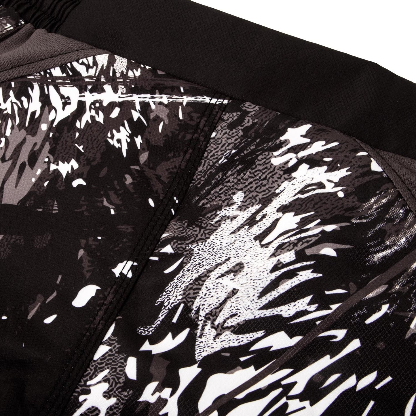 Venum Grizzli short fightshorts - Black/White