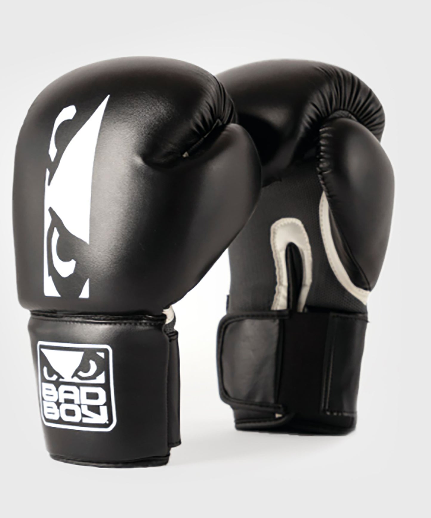 Gants de Boxe Titan Bad Boy - Noir/Blanc