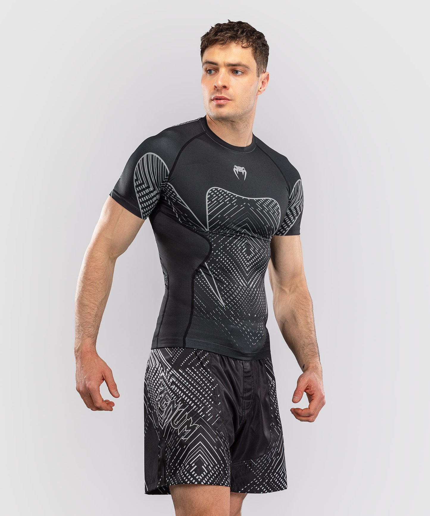 Venum Midnight Fury Rashguard Manga Corta – Negro/Gris/Plata