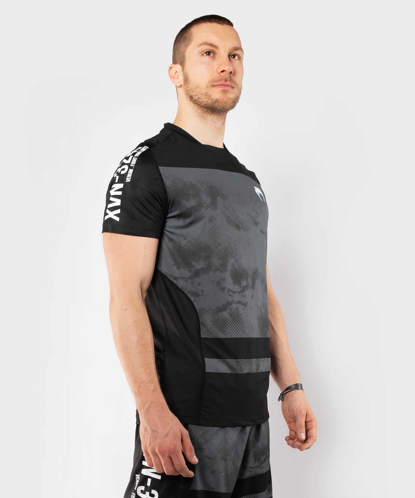 Camiseta Venum Sky247 Dry Tech - Negro/Gris