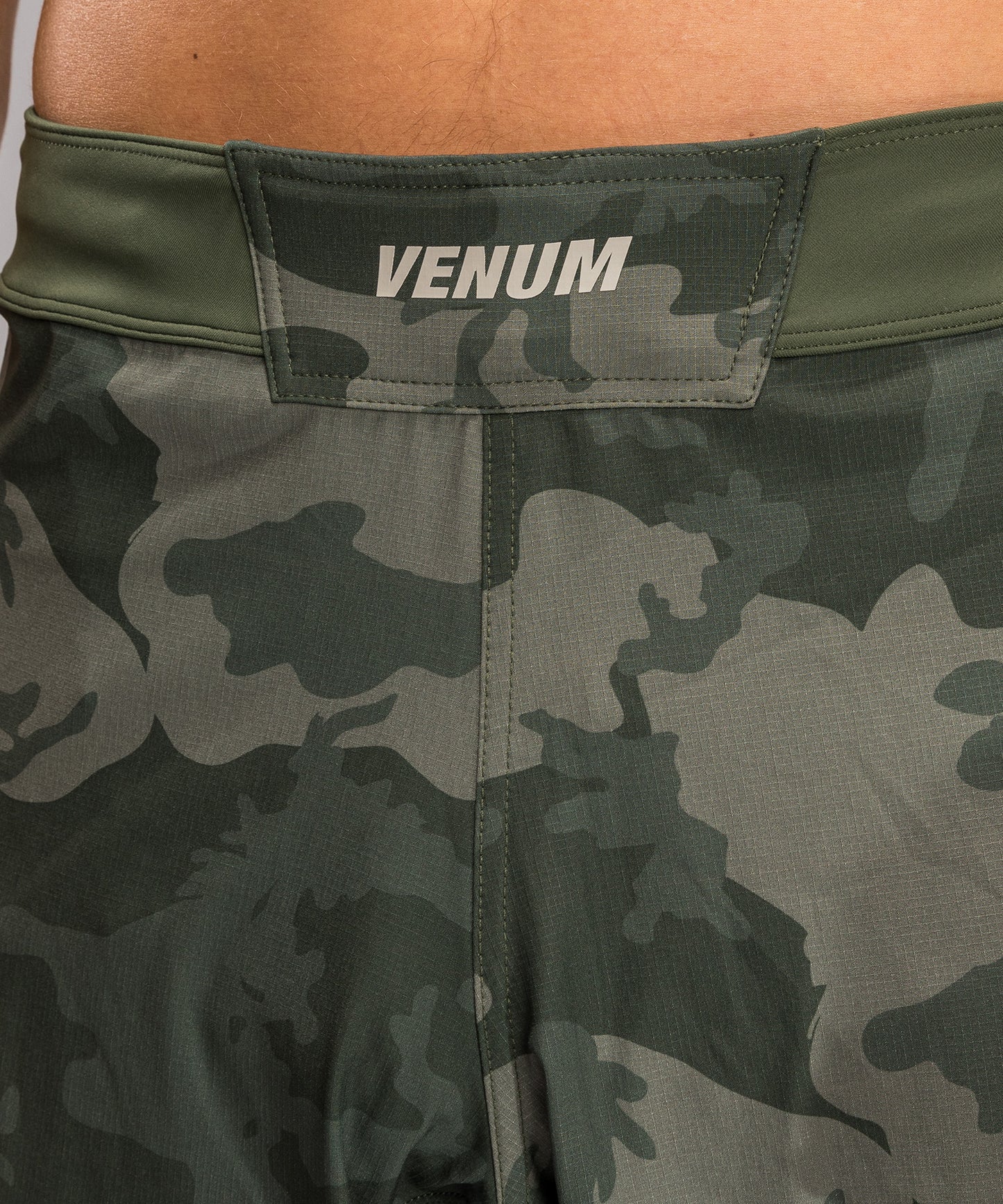 Short de Combat Venum G-Fit Air pour Hommes - Camo Militaire