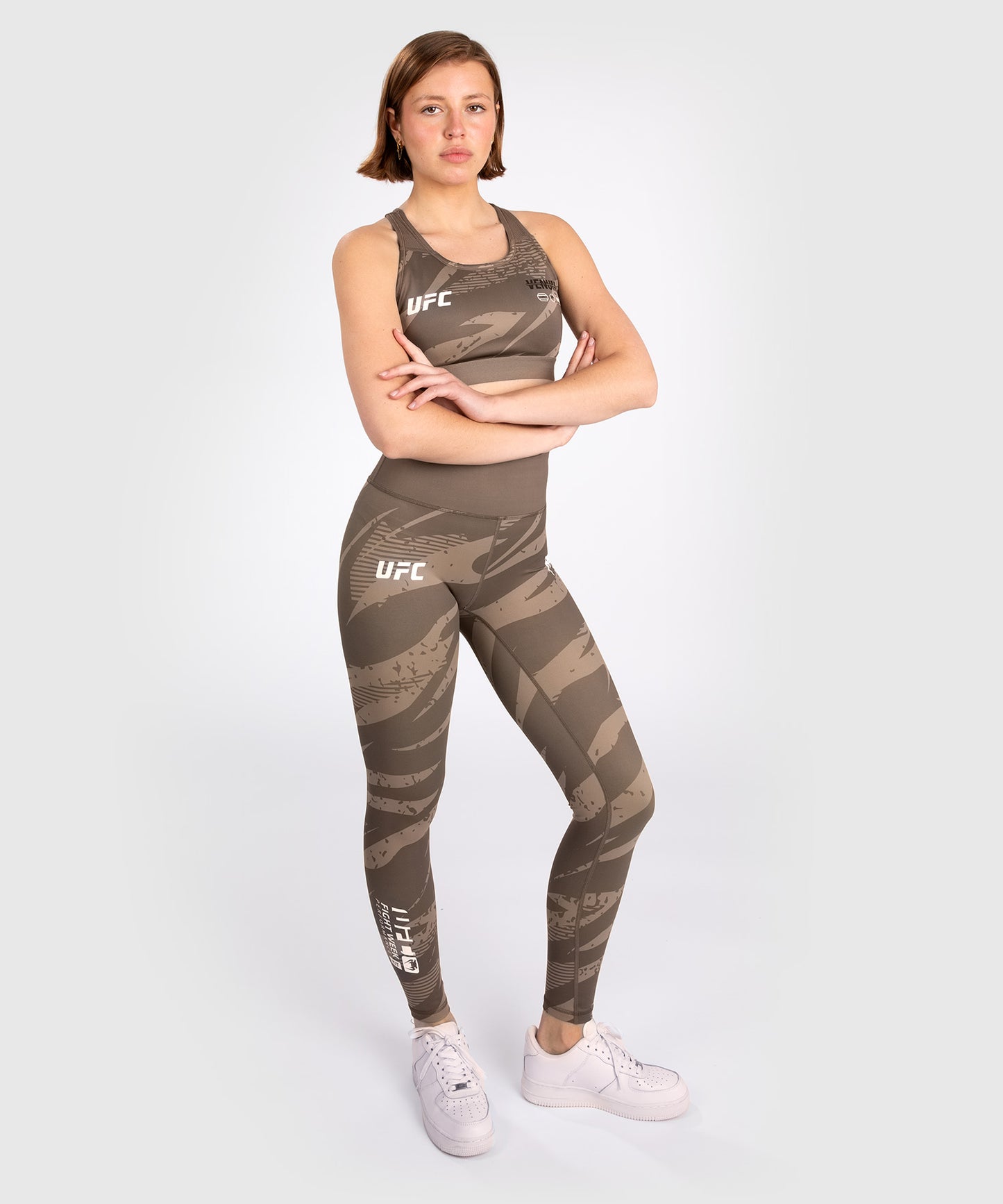 UFC Adrenaline by Venum Fight Week Sujetador Deportivo para Mujer – Desert Camo
