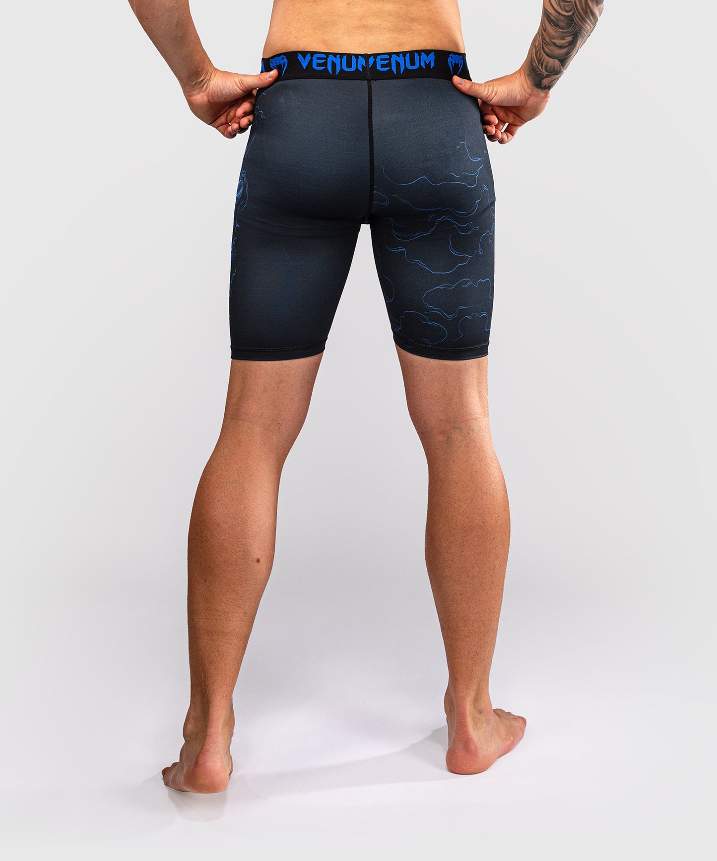 Venum Thunder Dragon Short de Compresión – Negro/Azul Real