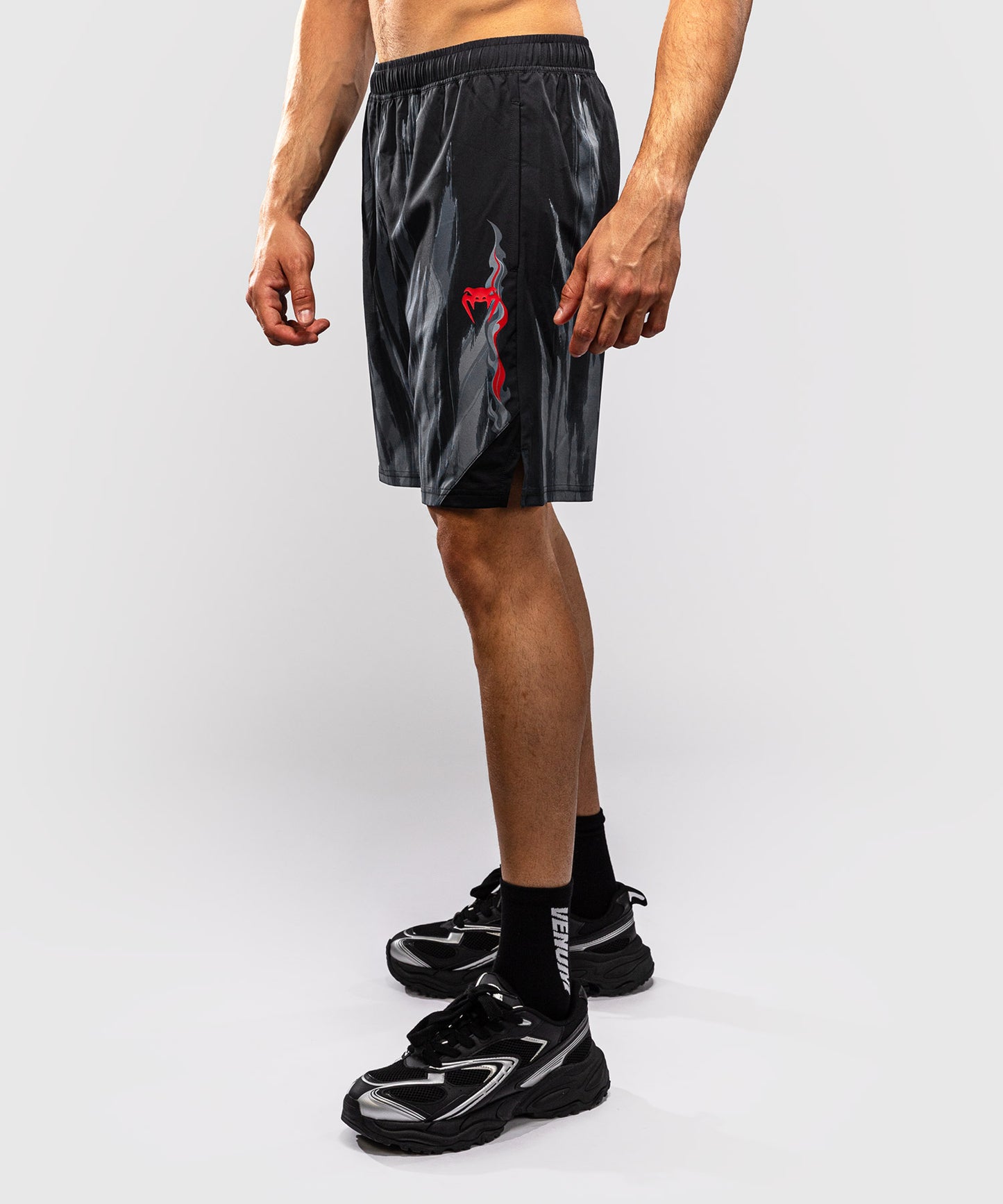 Venum Demon Training Shorts - Schwarz/Grau