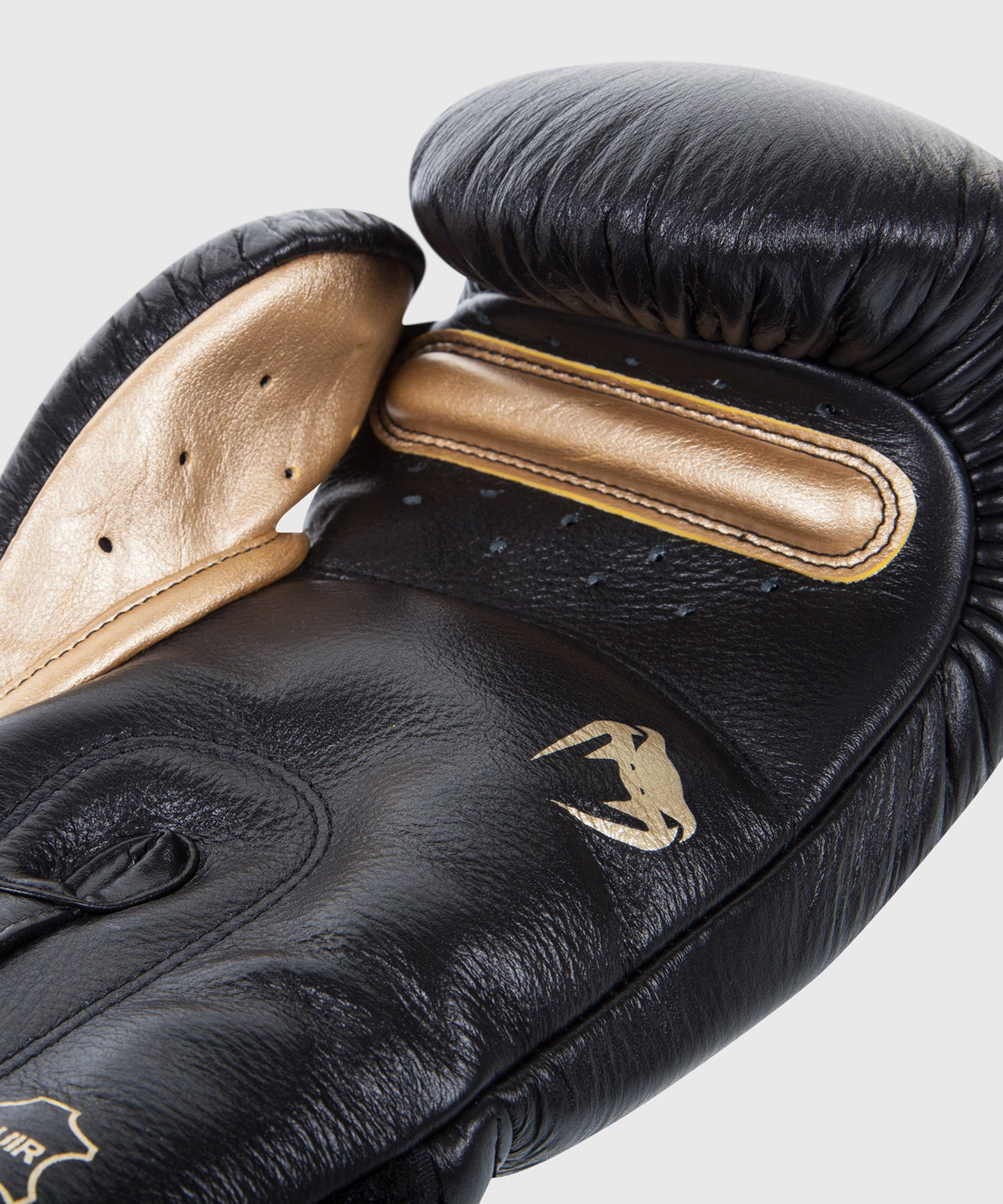 Gants de boxe Venum Giant 3.0 – Noir/Or
