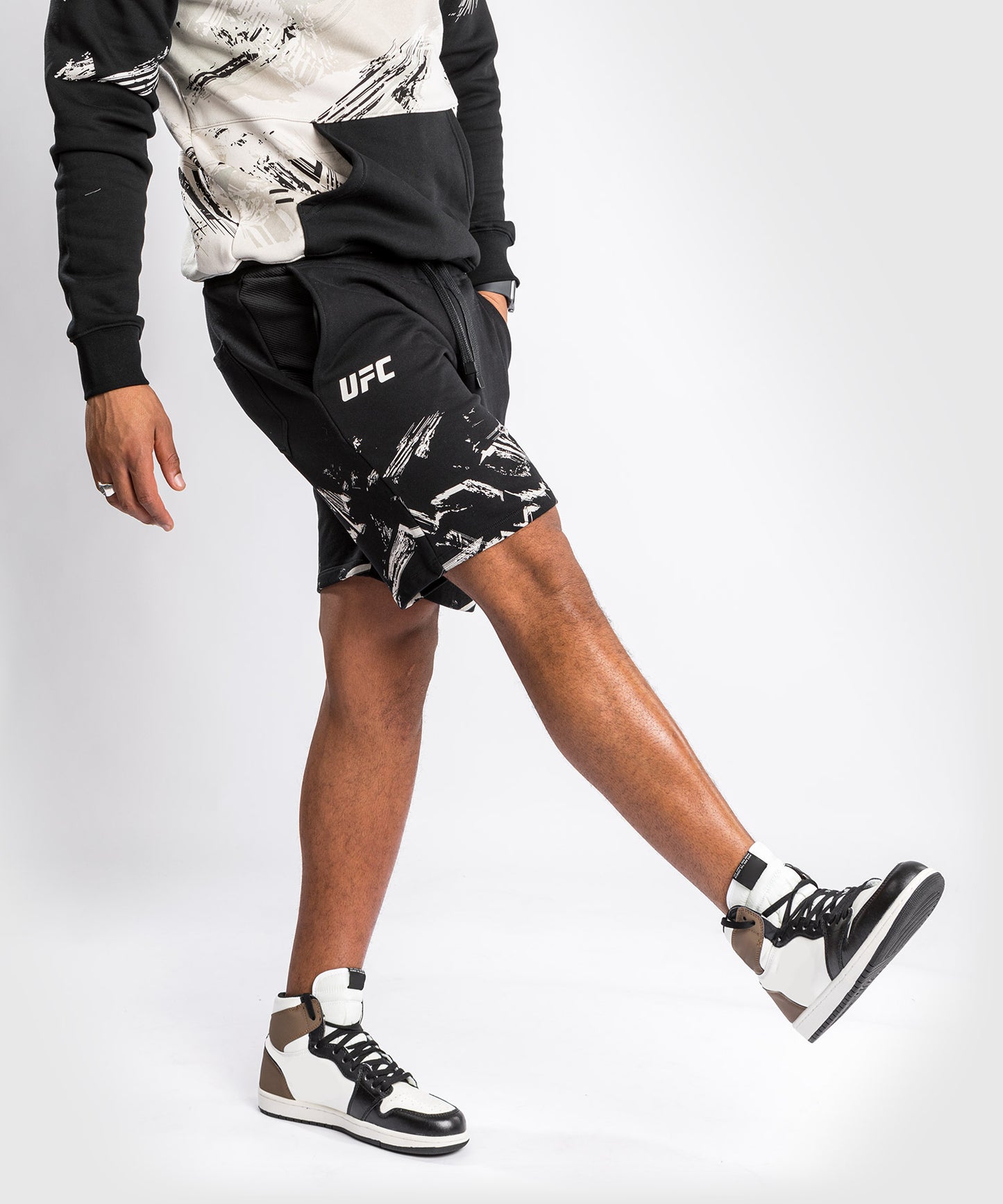 Short en Coton UFC Venum Authentic Fight Week 2.0 - Noir/Sable