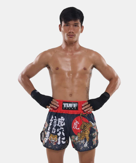 Short De Muay Thai Tuff Payak Den Of The Brave - Noir