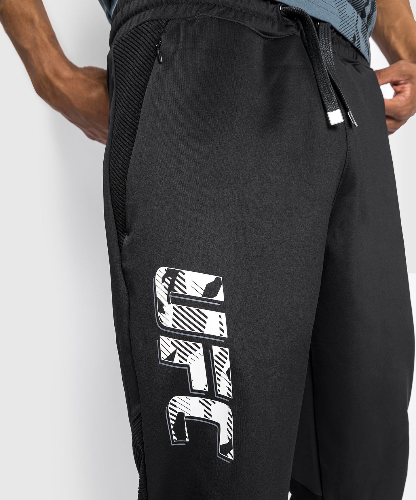 Men's UFC Venum Authentic Fight Week Jogging Pants - Black