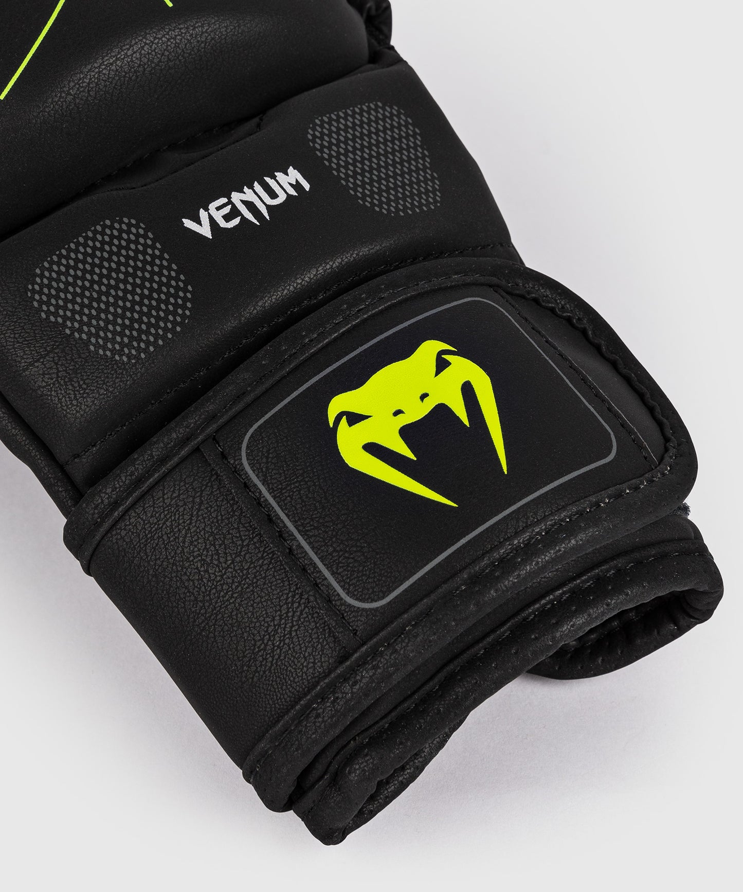 Venum Training Camp 4.0 MMA Sparringshandschuhe - Schwarz/Neongrün