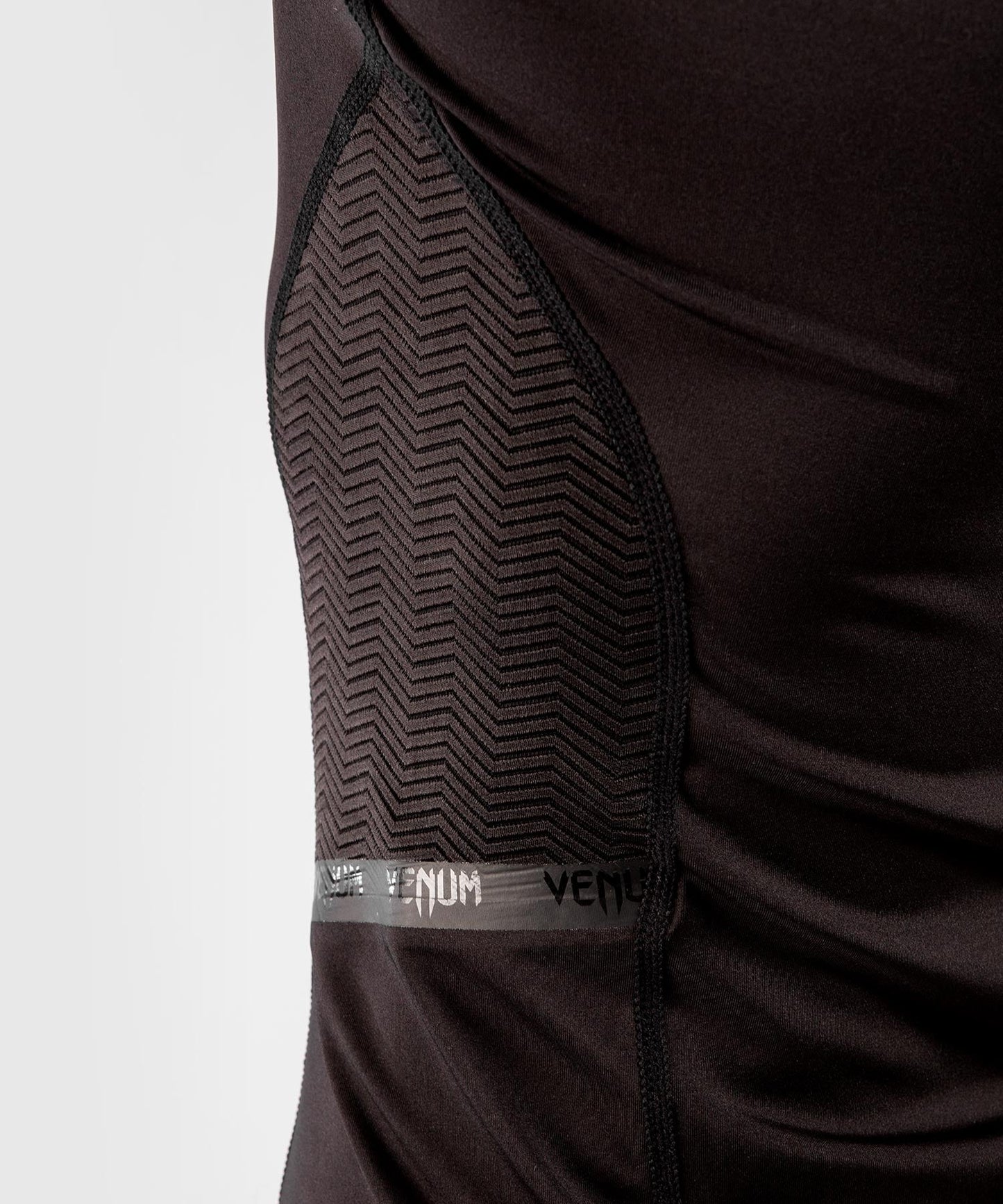 Dry-Tech T-shirt Venum G-Fit - For Women - Black/Black