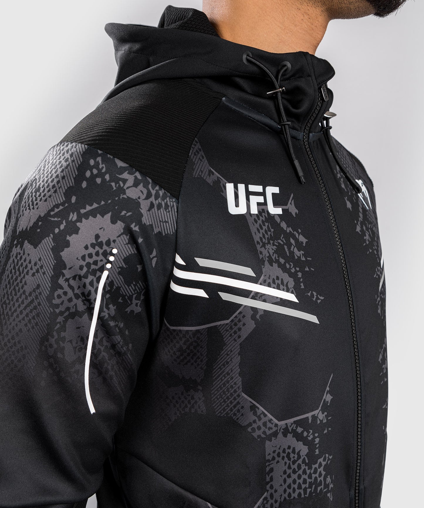 Sweatshirt à capuche Walkout pour Hommes UFC Adrenaline by Venum Authentic Fight Night - Noir