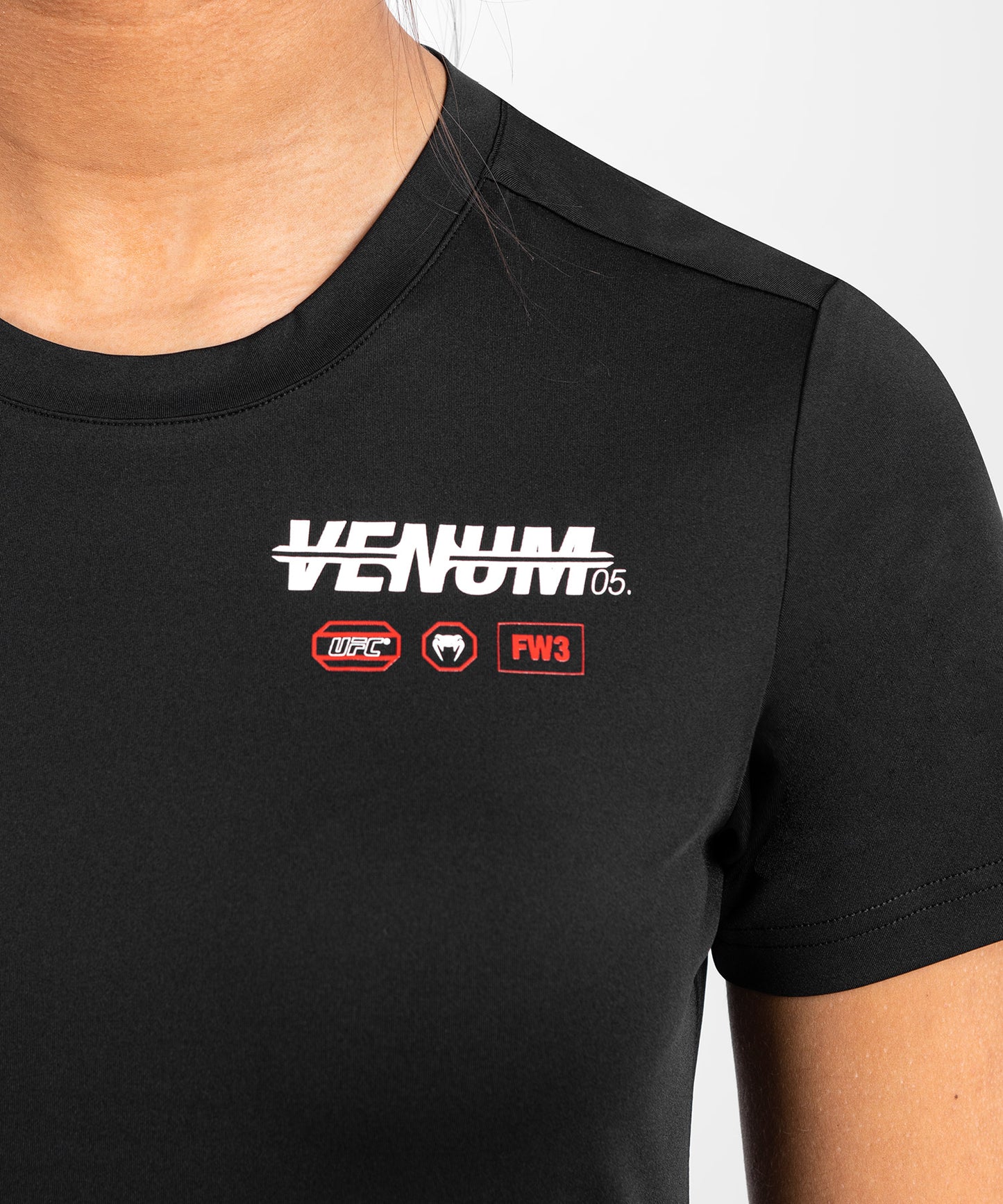 UFC Adrenaline by Venum Fight Week Women's Dry-Tech T-Shirt - Schwarz