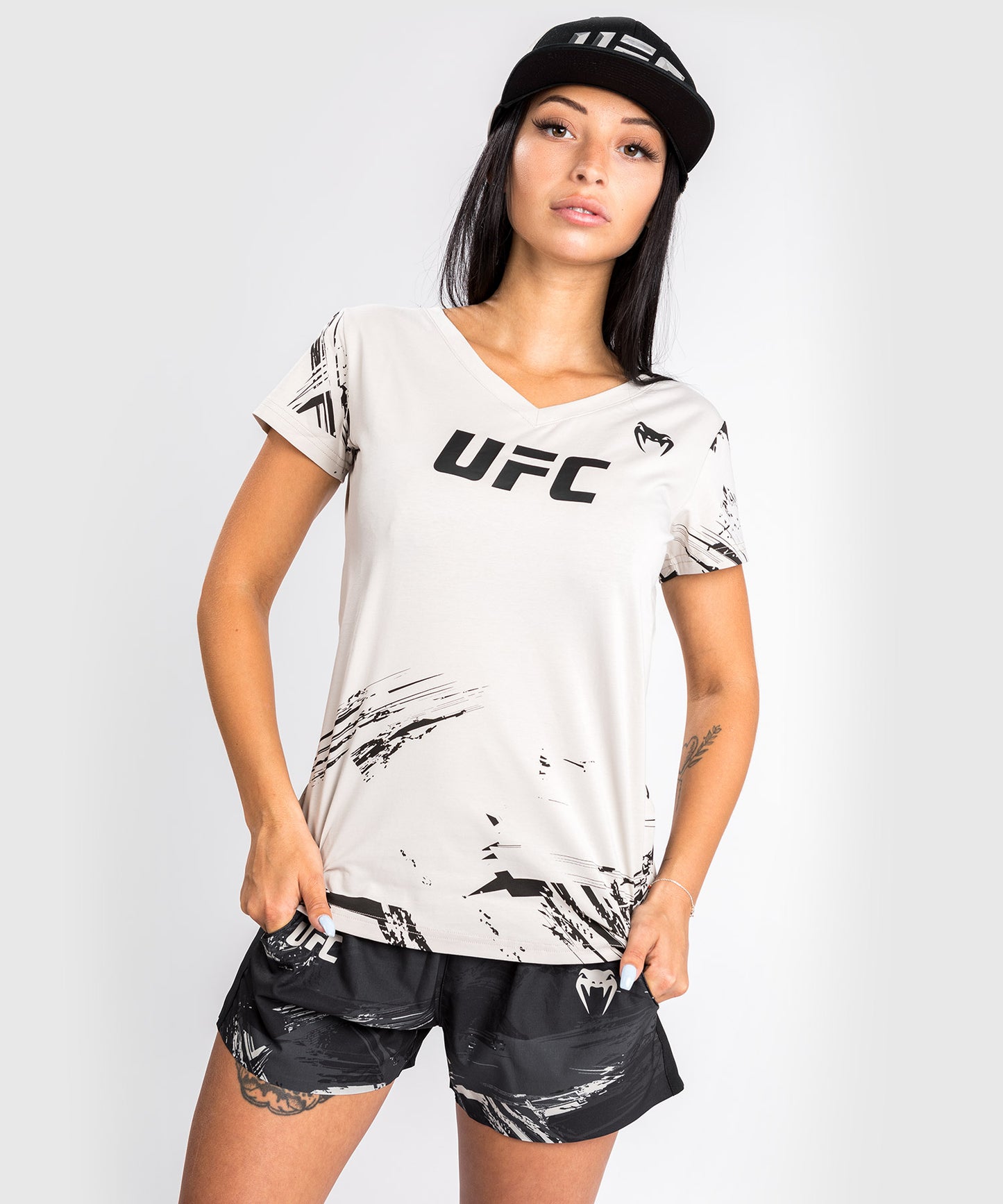 T-Shirt UFC Venum Authentic Fight Week 2.0 - Pour Femmes - Sable