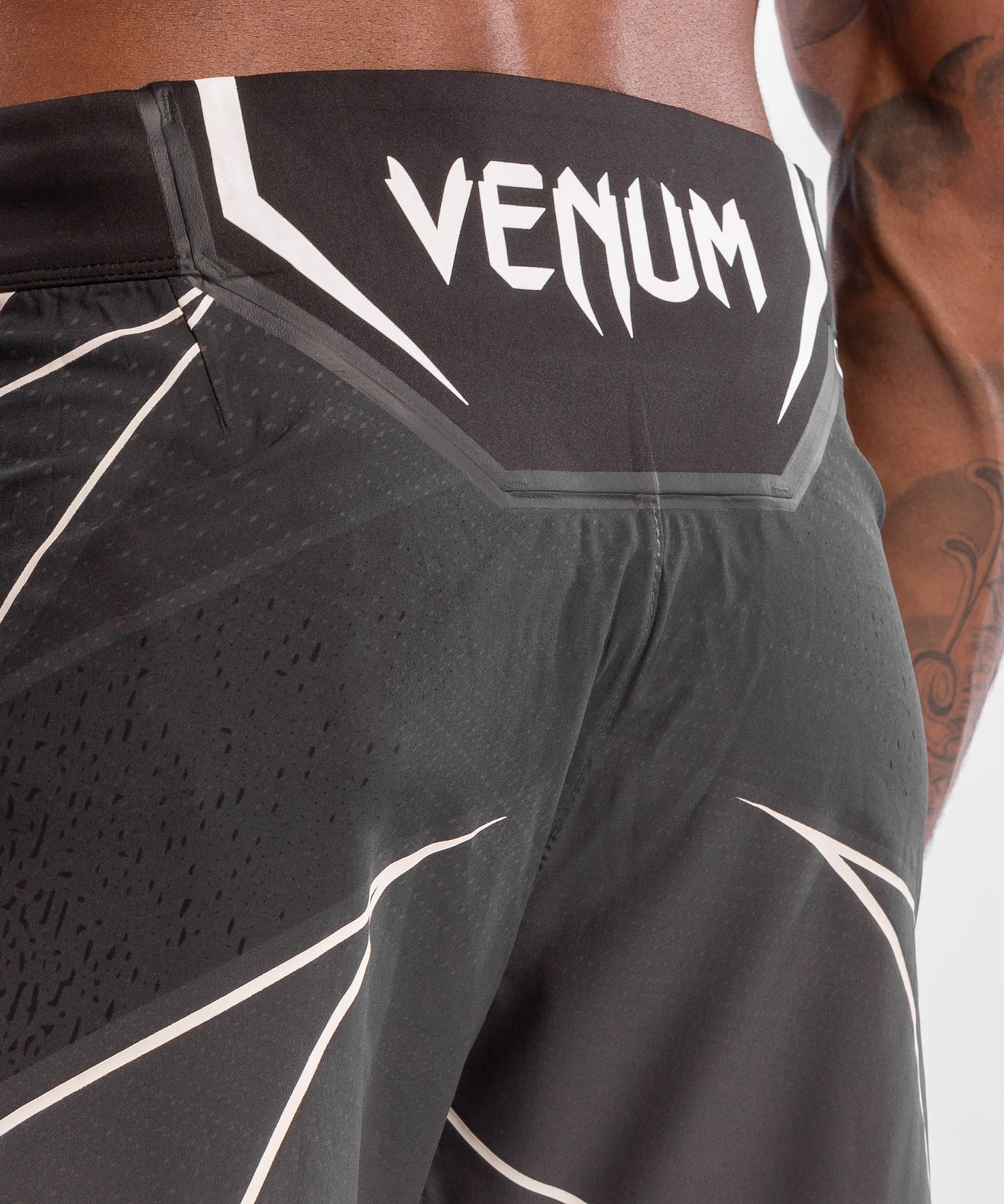 Fightshort Homme UFC Venum Authentic Fight Night - Coupe Longue - Noir