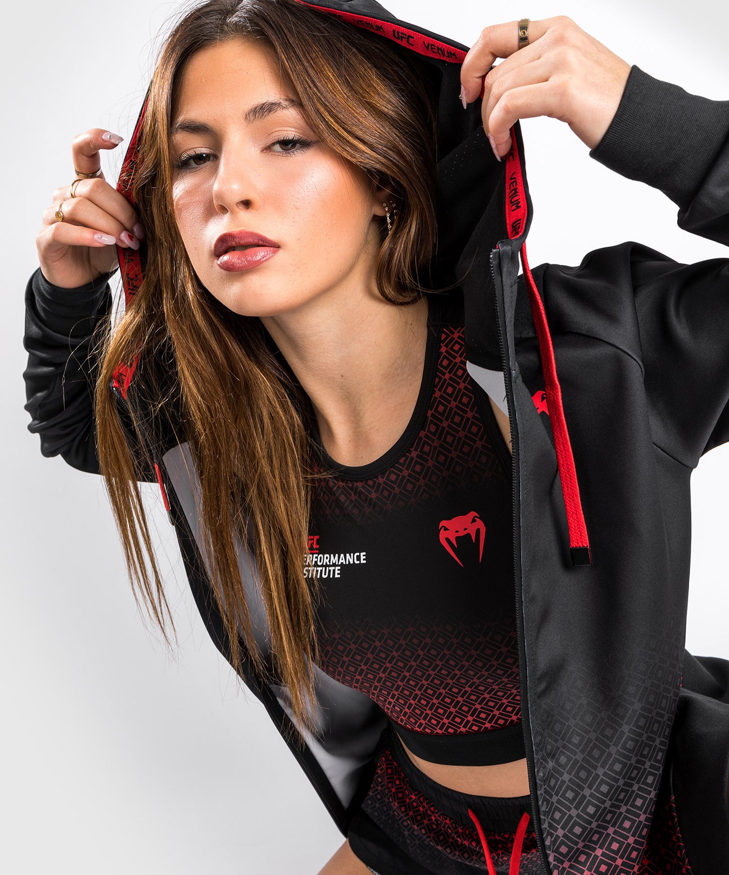 Sweatshirt à capuche UFC Venum Performance Institute - Pour Femmes - Noir/Rouge