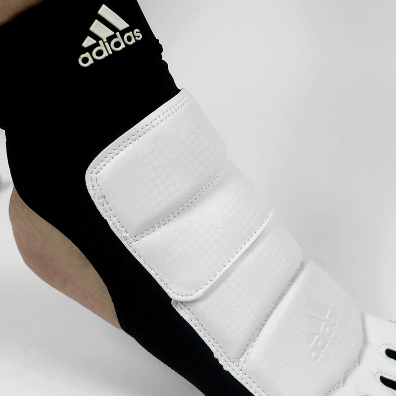 Mitaines de Taekwondo Adidas - Blanc/Noir