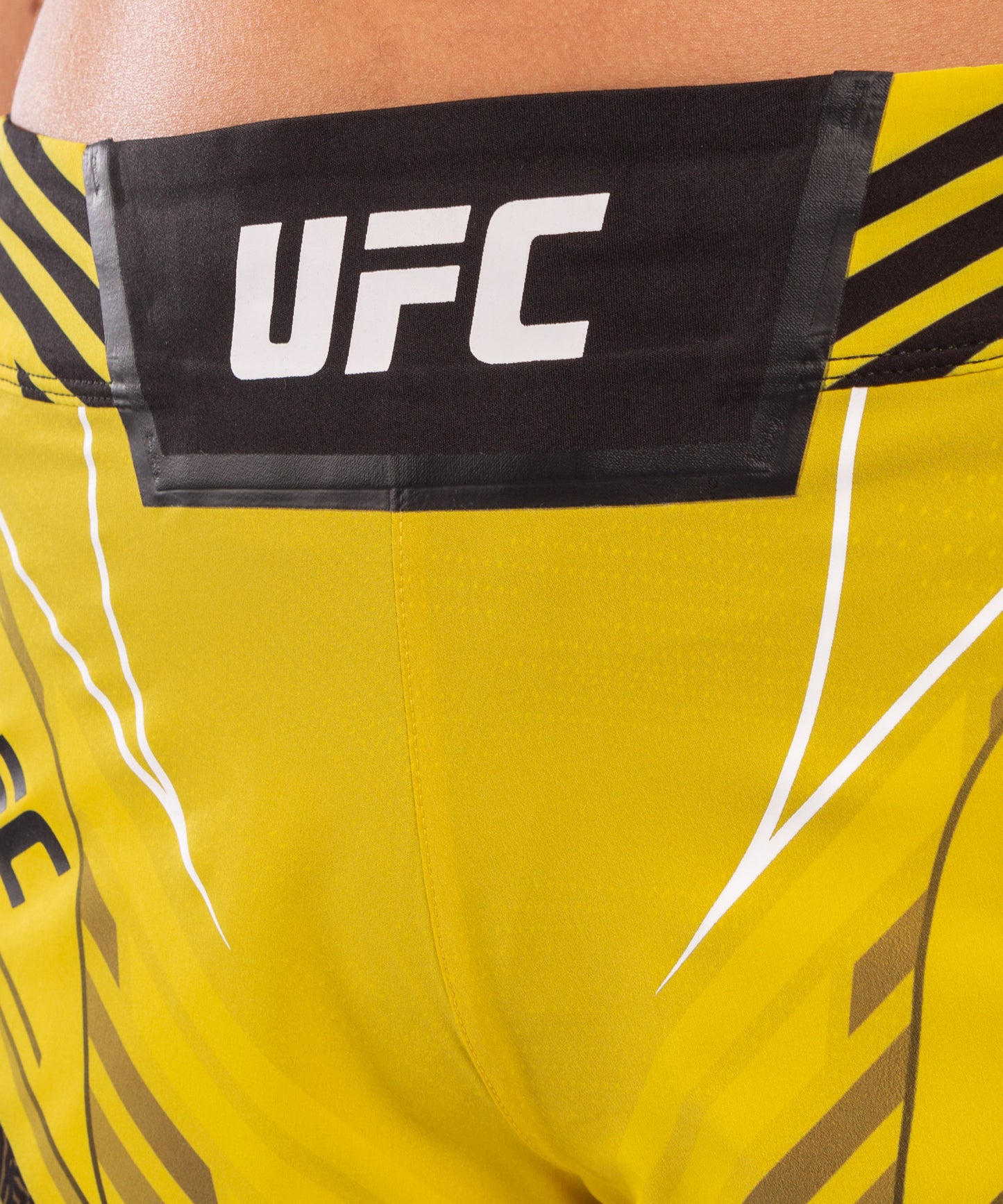 Venum Authentic Fight Night UFC Damen Fightshorts - Kurz geschnitten - Gelb