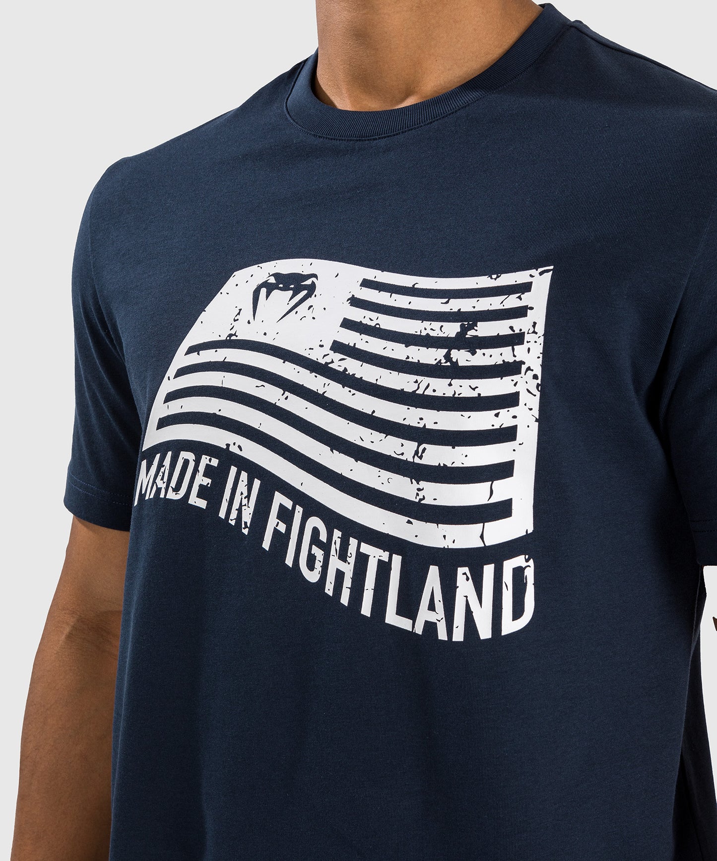T-Shirt Venum Made in Fightland - Bleu marine/blanc