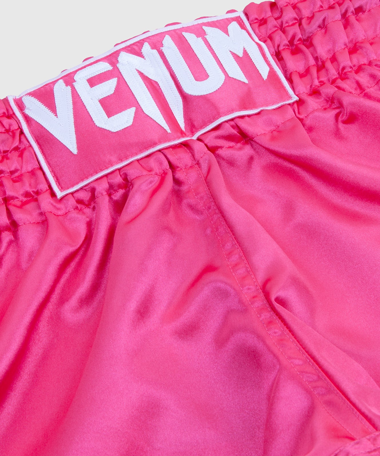 Venum Classic Muay Thai Short - Rose/Blanc
